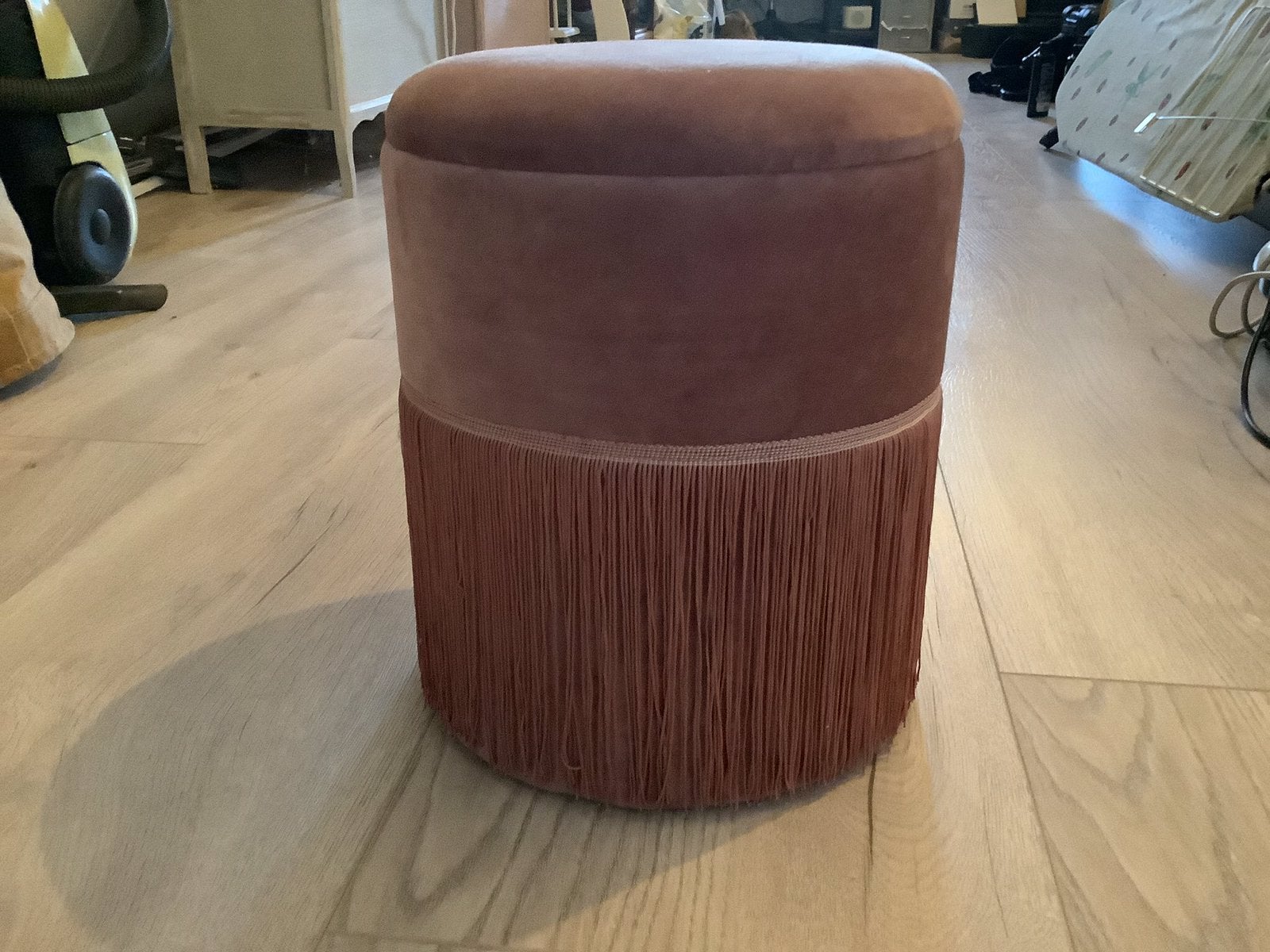 Klein oud roze poefje /opberg met franje, Ophalen of Verzenden, Zo goed als nieuw, Rond, Minder dan 50 cm