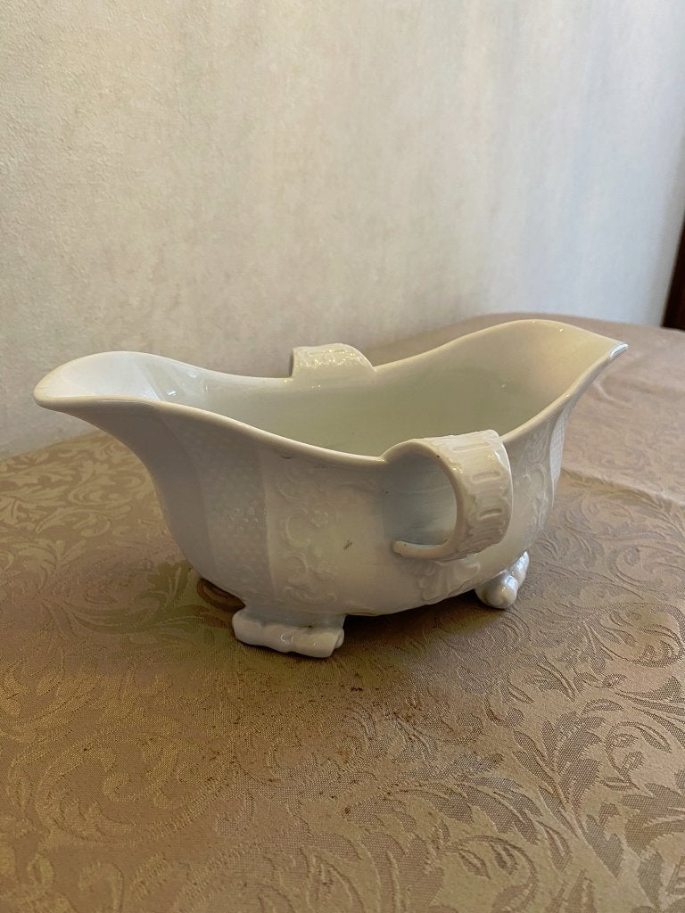 Fürstenberg Sauskom, Juskom met Handvaten - Wit met Reliëf, Antiek en Kunst, Antiek | Servies los, Ophalen of Verzenden