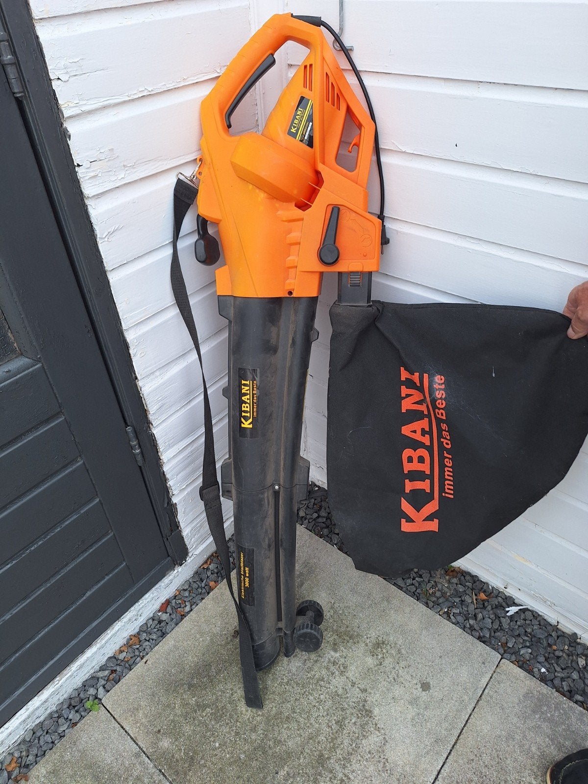 Kibani elektrische bladblazer 3000 Watt met zuigfunctie, Ophalen, Met opvangzak, Handgedragen, Zo goed als nieuw