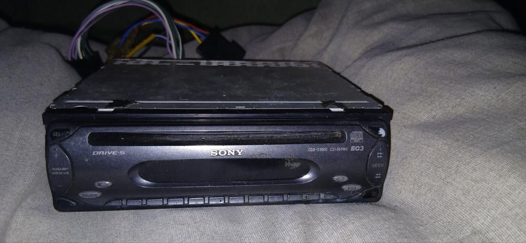 Autoradio/cd speler sony cdx S1000, Ophalen of Verzenden, Zo goed als nieuw