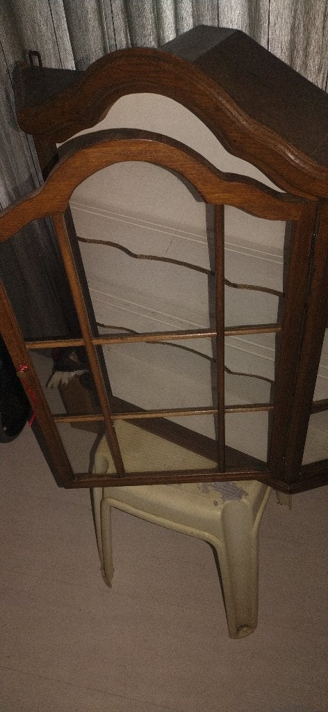 Antieke wandkast, Ophalen