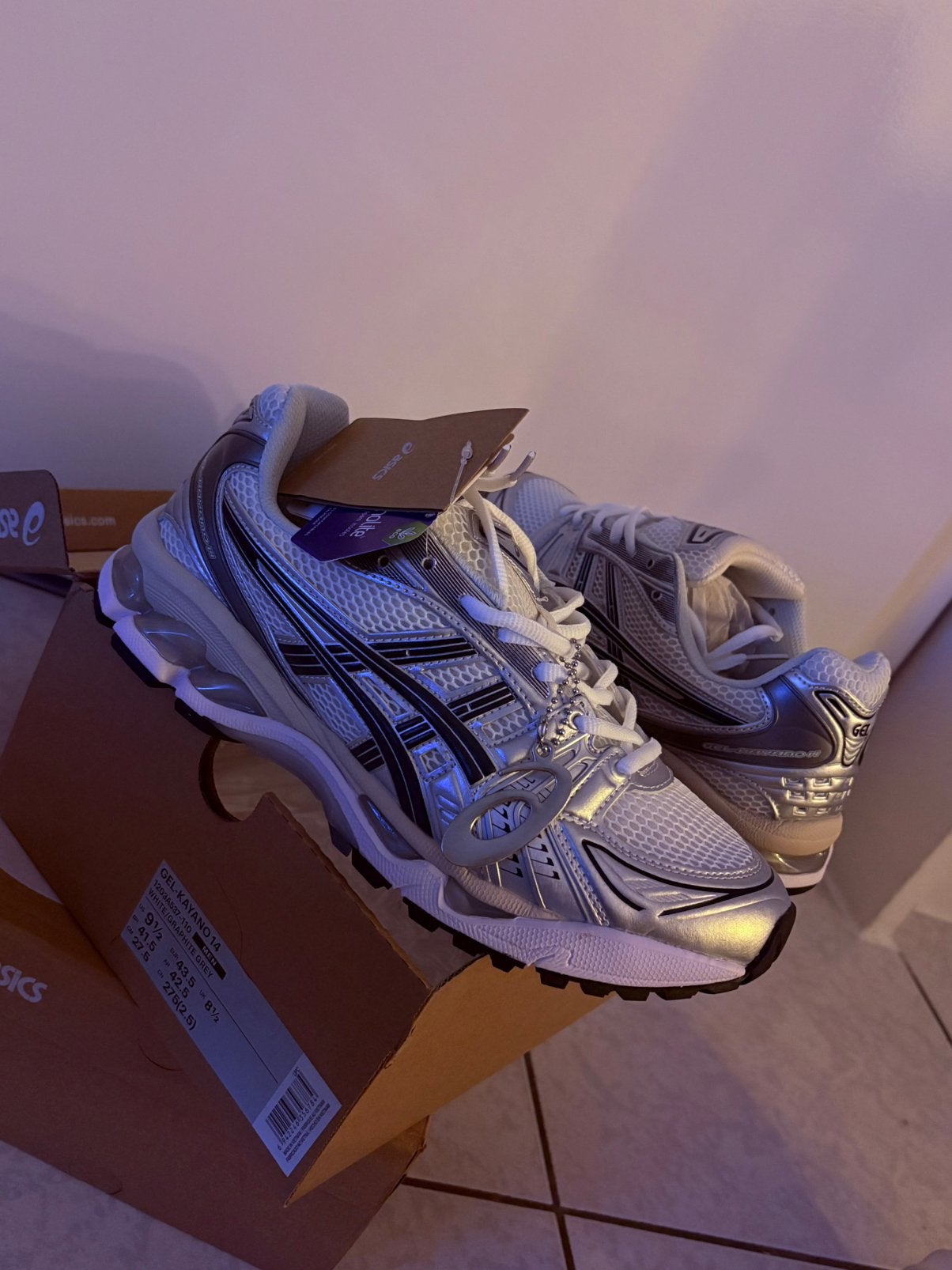 Asics Gel-Kayano 14, Ophalen of Verzenden, Nieuw, Schoenen
