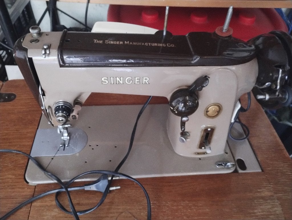 Singer Naaimachine Retro Functioneel, Ophalen