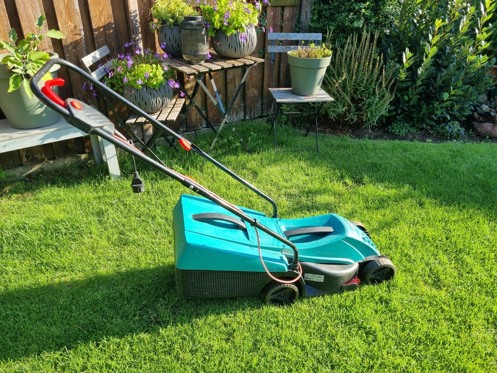 Bosch Elektrische Grasmaaier - Goede Staat, Tuin en Terras, Ophalen, Cirkelmaaier, Gebruikt, Elektrische grasmaaier