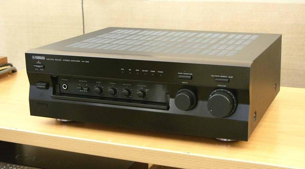 Yamaha AX-396 versterker 2-kanaals
5 lineaire ingangen (150m, Ophalen