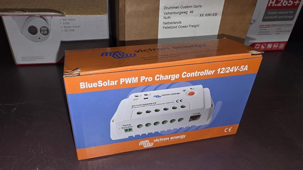Victron BlueSolar PWM Pro 12/24V-5A, Ophalen of Verzenden, Nieuw