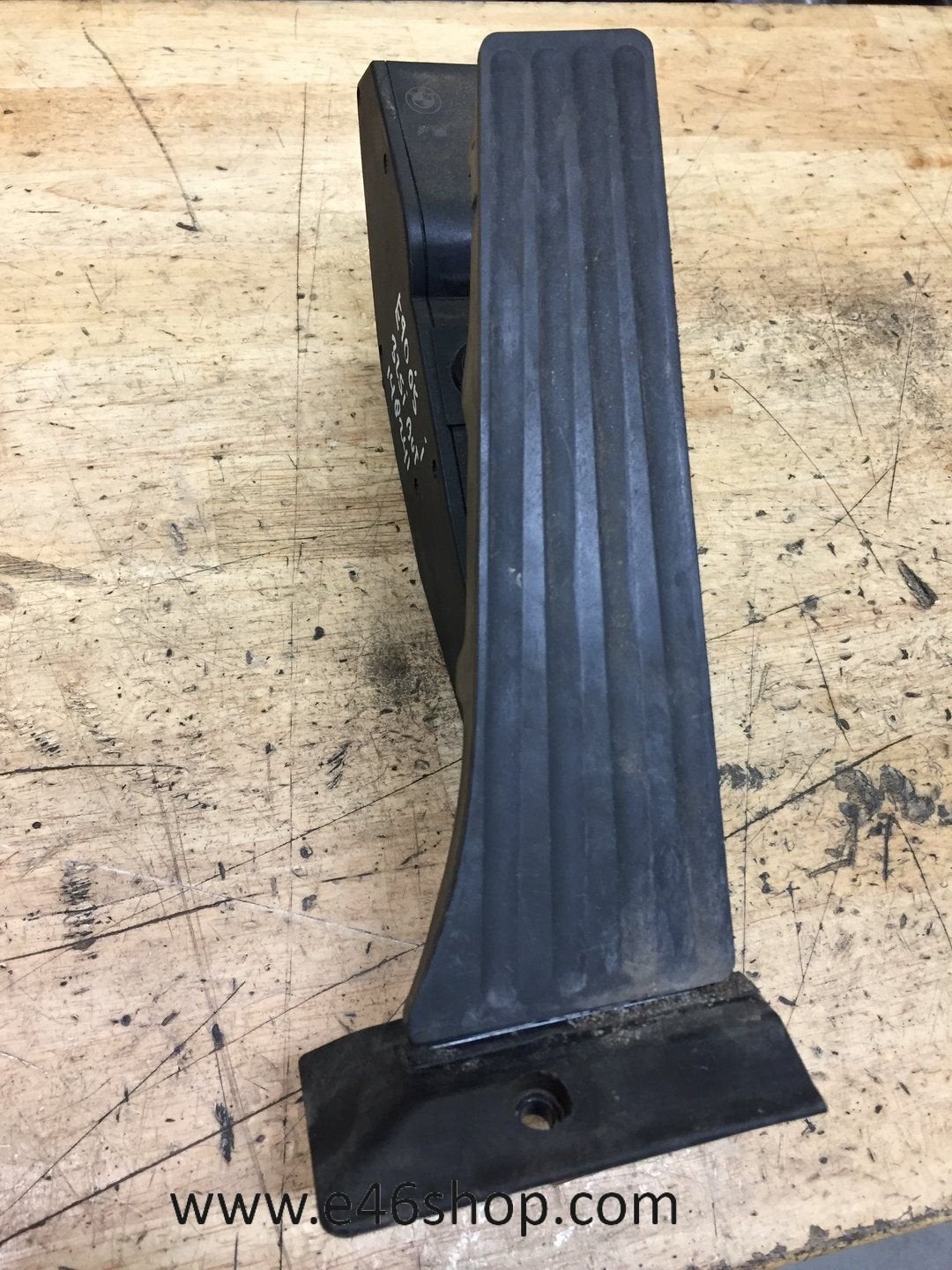 GASPEDAAL BMW E90 E91 325i Automaat, Gebruikt, -, -, Ophalen of Verzenden