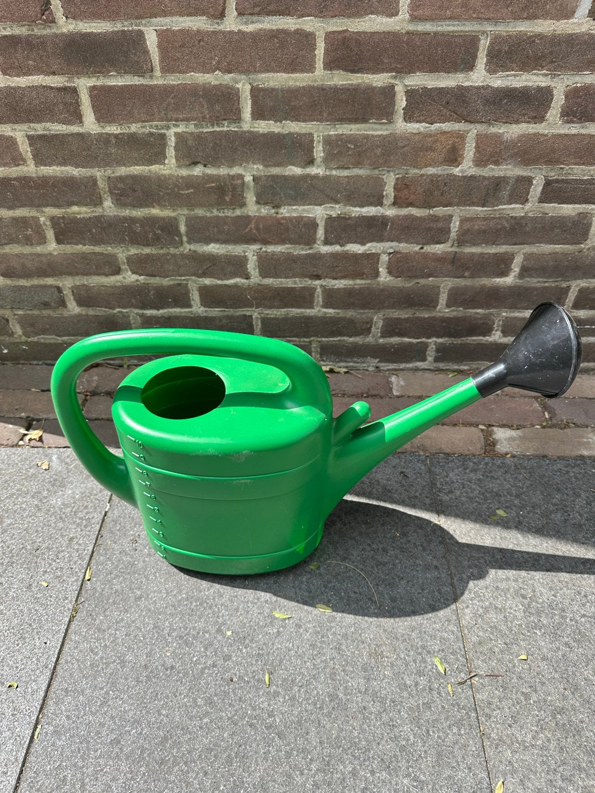 Zo goed als nieuwe gieter, 10 liter, Ophalen, Zo goed als nieuw, Kunststof