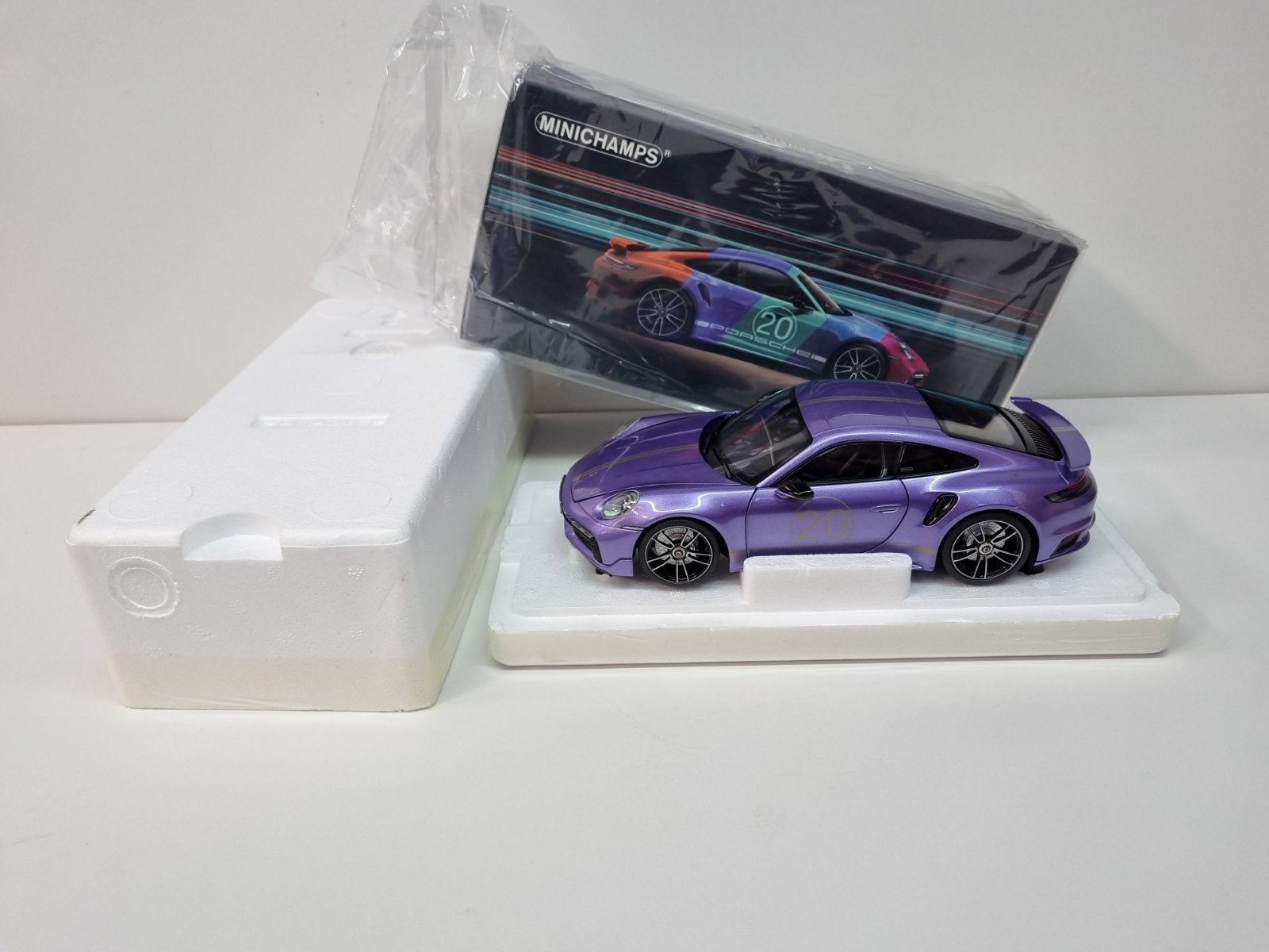 Minichamps Porsche 911 (992) Turbo S 1:18 Nieuw, Hobby en Vrije tijd, Modelauto's | 1:18, Ophalen of Verzenden, Nieuw, Auto, MiniChamps
