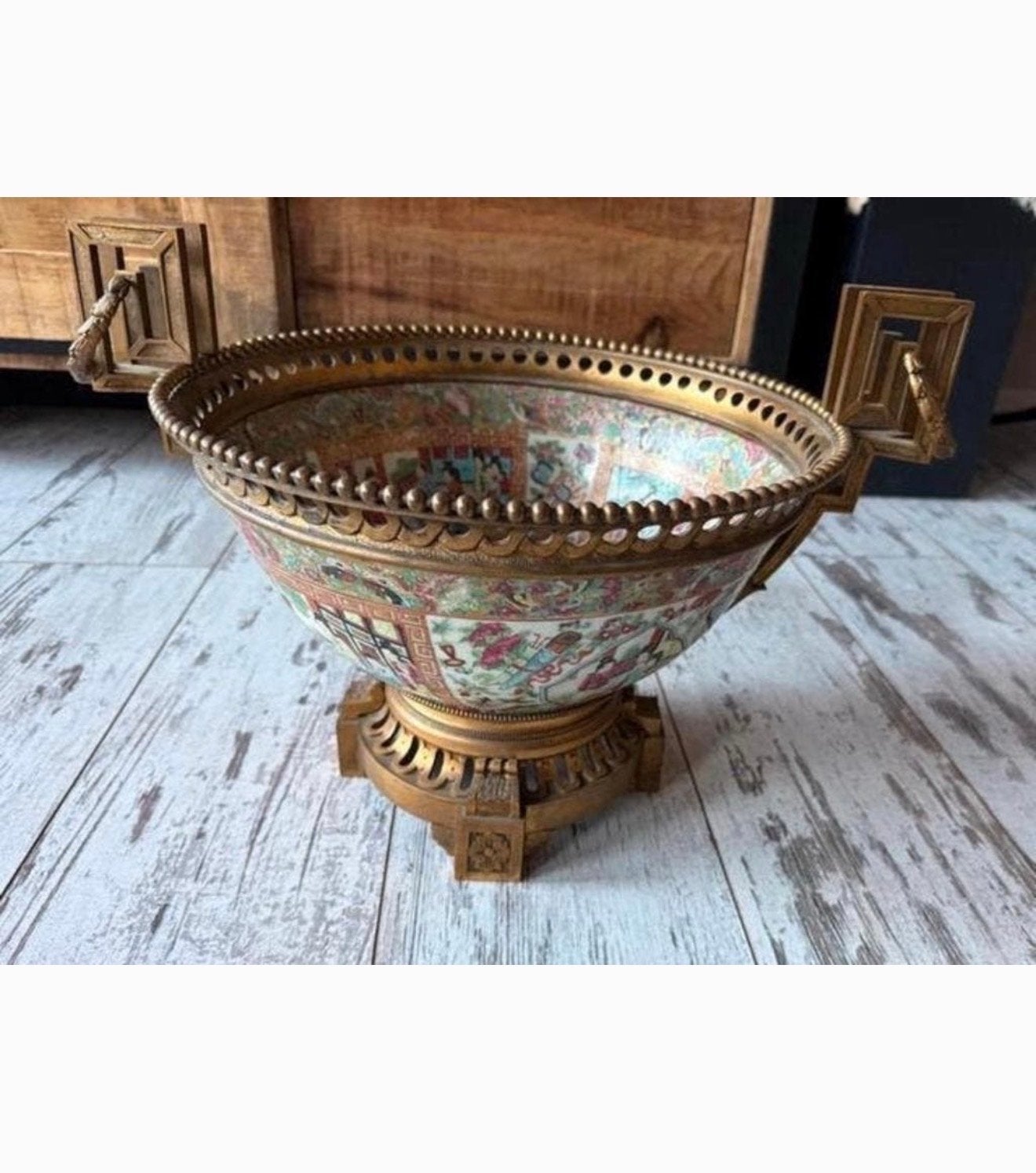 Antiek Chinees Canton Porseleinen Tafelstuk met Brons, 19e E, Antiek en Kunst, Ophalen of Verzenden