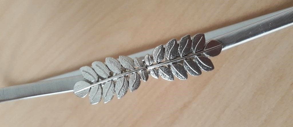 Zilverkleurige mee rek riem met blaadjes, past mt 36 t/m 46, Minder dan 3 cm, Overige kleuren, Minder dan 80 cm, Nieuw
