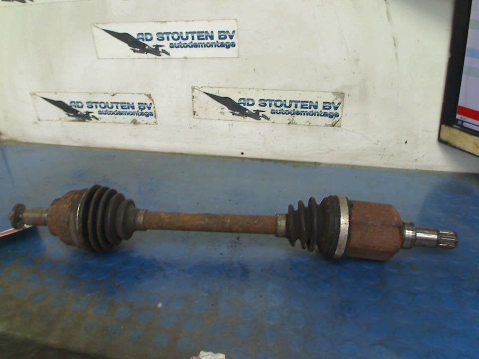 Aandrijfas Links Voor 4M51-38437-JD Focus 2 Wagon 2010, Gebruikt, Henry-Ford-Straße  1, Köln 50735, , Duitsland, Ford-Werke GmbH