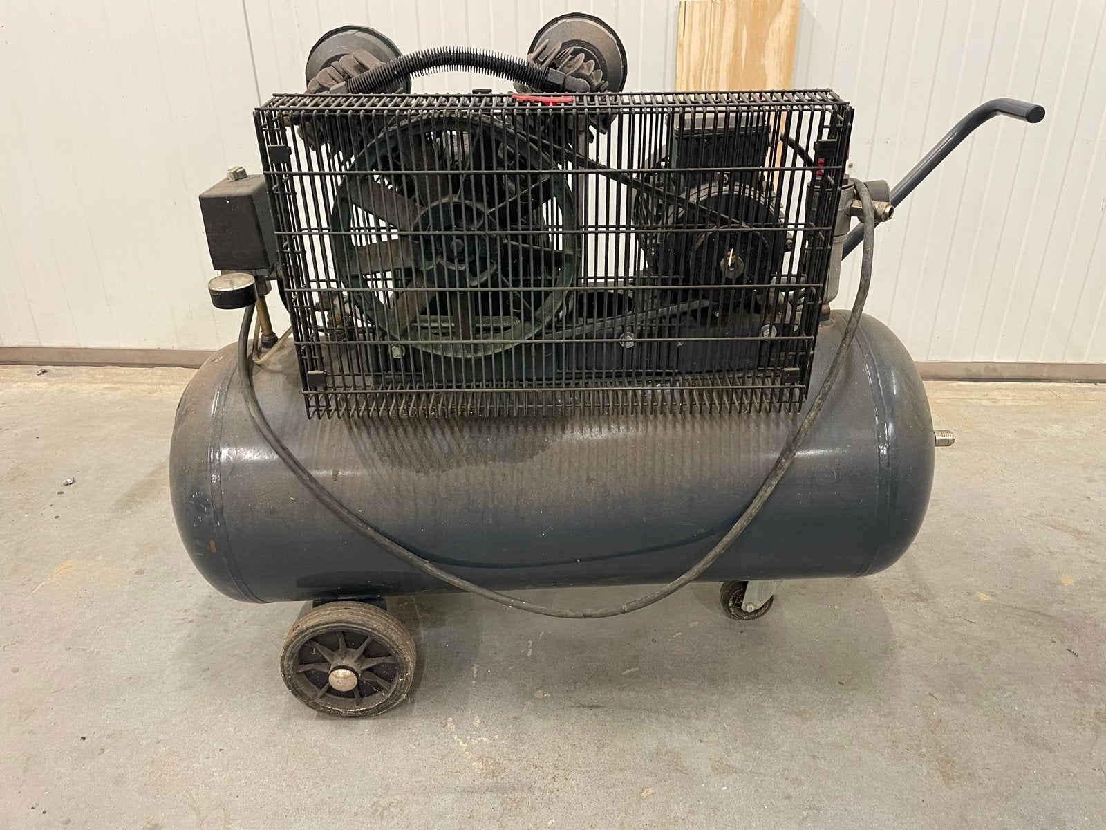 ADR Spierings Compressor - 100L, 8 bar, 400 L/min, Ophalen, Gebruikt, 400 tot 800 liter/min, Mobiel