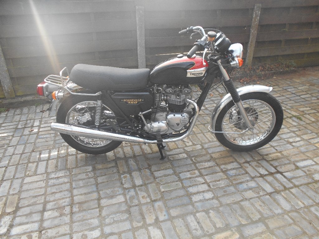 triumph bonneville 750, 750 cc, 2 cilinders, Gebruikt, Toermotor