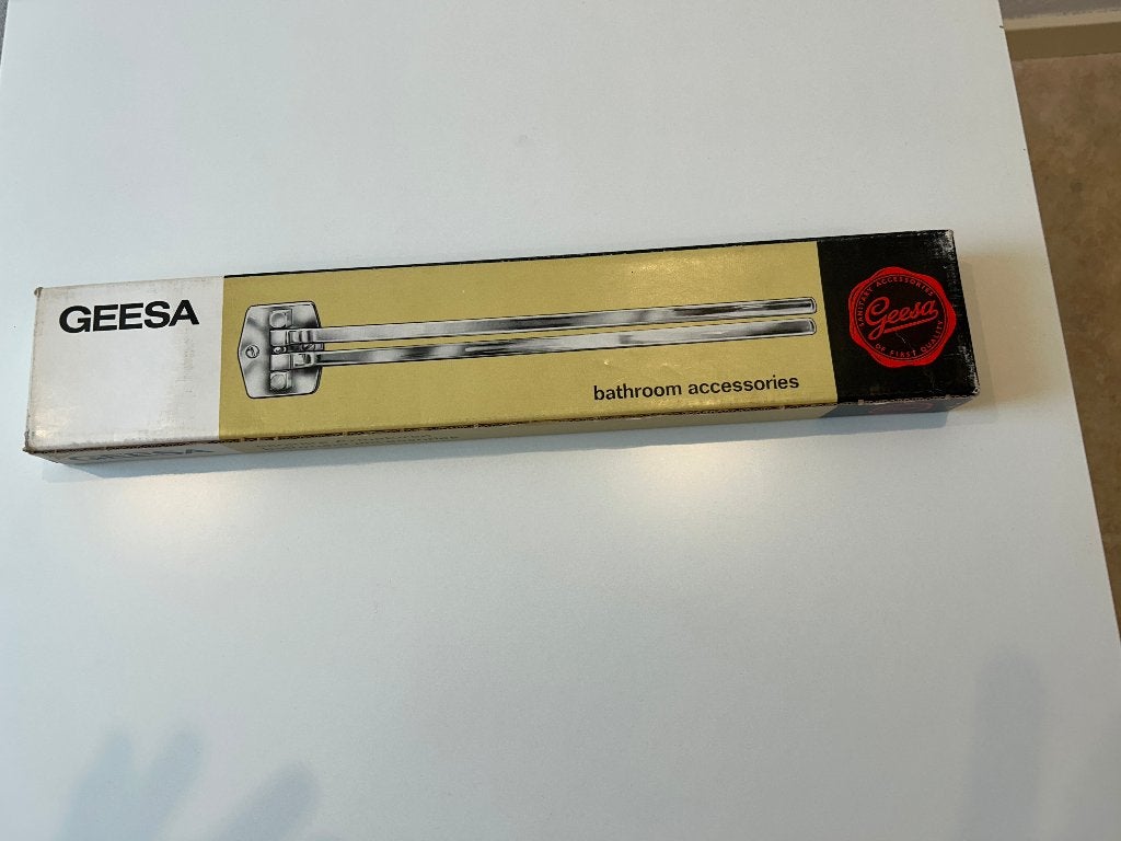 Handdoekhouder. massief chroom.2 lids geesa.5249 08102026, Ophalen, Nieuw, Overige kleuren, Handdoekenrek