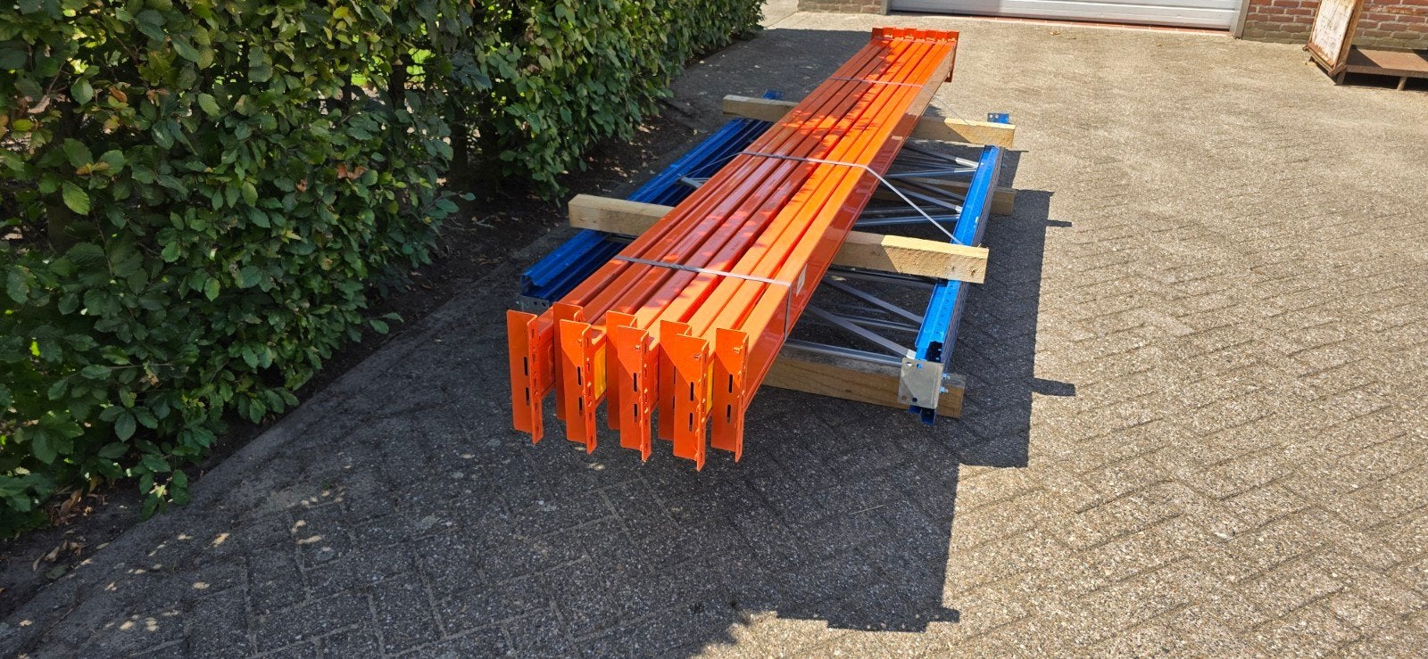 7,5 meter Esmena palletstelling zo goed als nieuwe
Te koop: