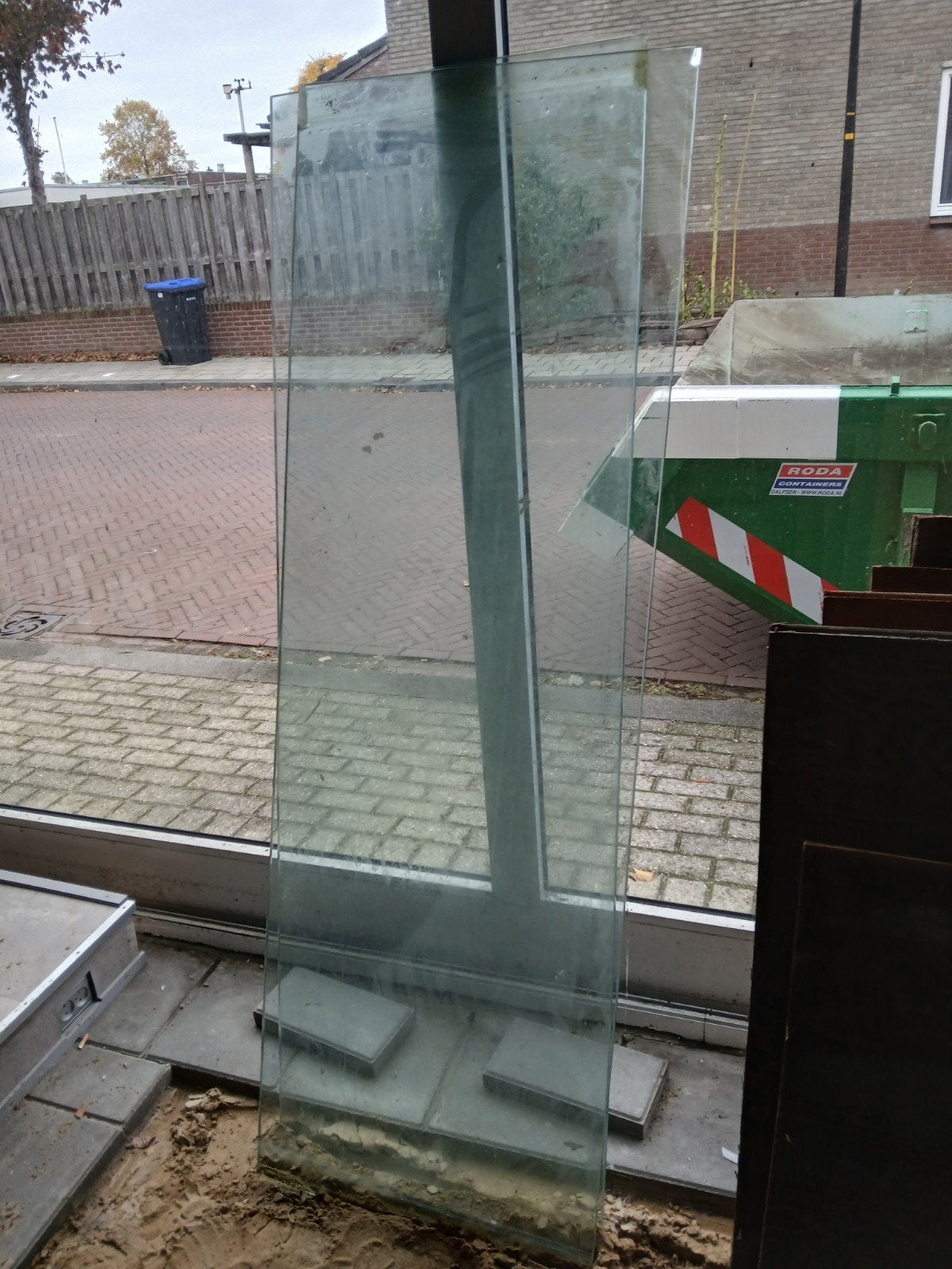 2x Gehard Glasplaat 13mm dik, 60x180cm (beschadigd), Ophalen, Gebruikt, Minder dan 80 cm, 160 cm of meer