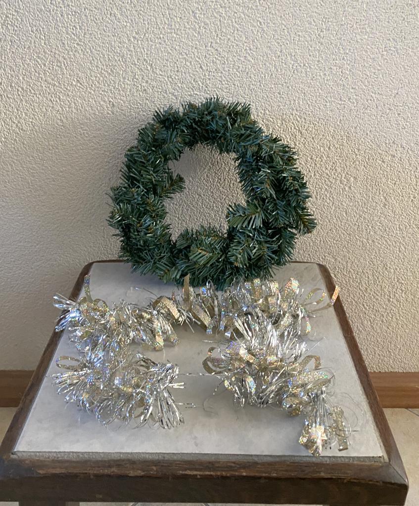 Kerstdecoratie, Kerstkrans, kaarsenring, slingers, tak e.a., Diversen, Ophalen of Verzenden, Zo goed als nieuw