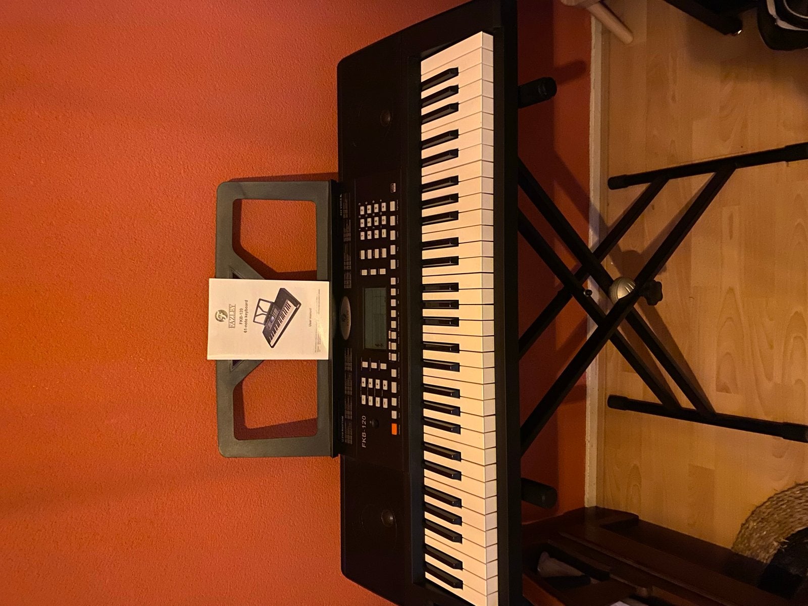 Fazley MKB-120 Keyboard met 61 toetsen en statief, 61 toetsen, Zo goed als nieuw, Met standaard, Ophalen