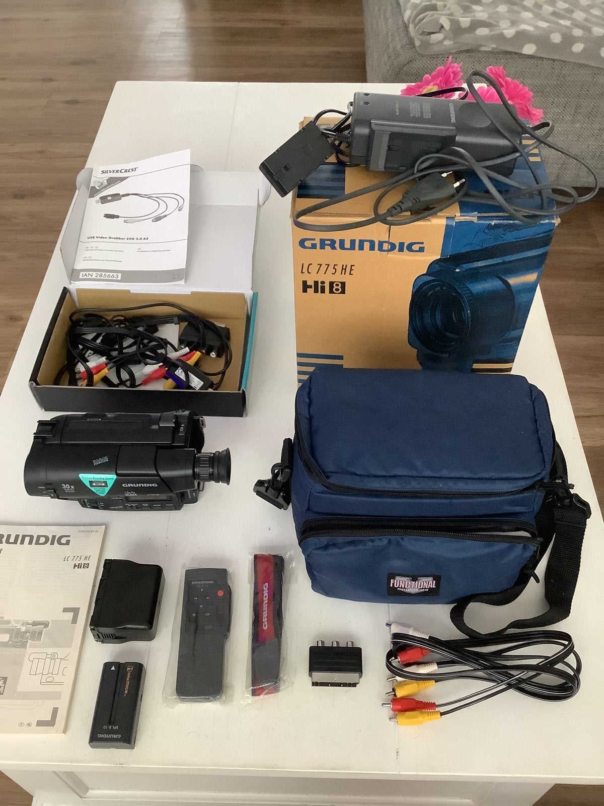 zeer complete Vintage Grundig LC775HE video camera, Gebruikt, 20x of meer, Overige soorten, Camera