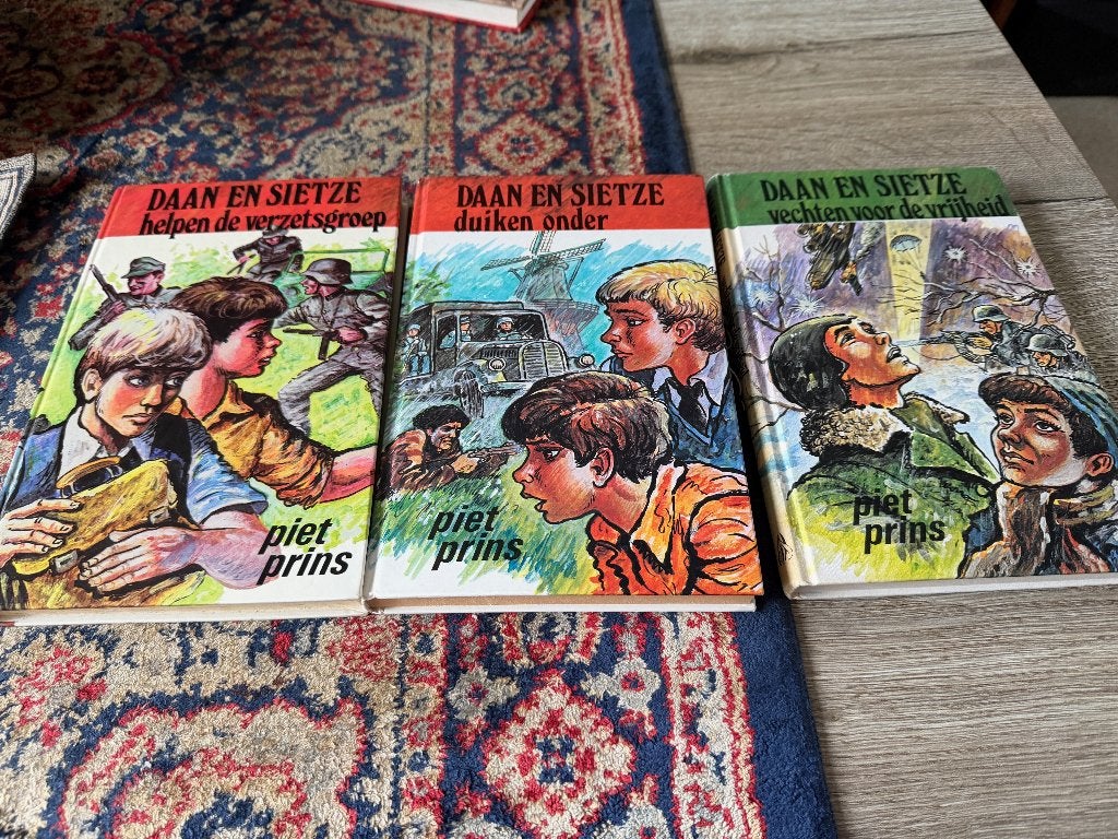 Piet Prins. 3 x Daan en Sietze De complete serie., Boeken, Tweede Wereldoorlog, Ophalen of Verzenden, Zo goed als nieuw, Overige onderwerpen