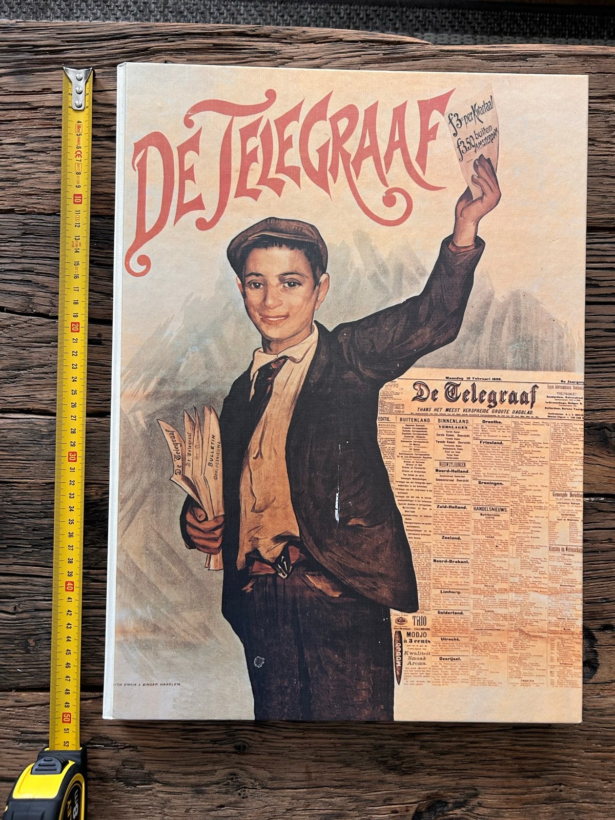 De Telegraaf: Historisch Overzicht in Boekvorm, Boeken, Tijdschriften en Kranten, Ophalen of Verzenden, Zo goed als nieuw, Krant