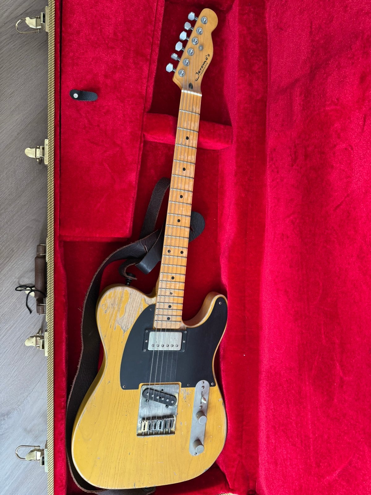 Jerome’s handsmade guitar + certificaat, Muziek en Instrumenten, Snaarinstrumenten | Gitaren | Elektrisch, Ophalen, Zo goed als nieuw