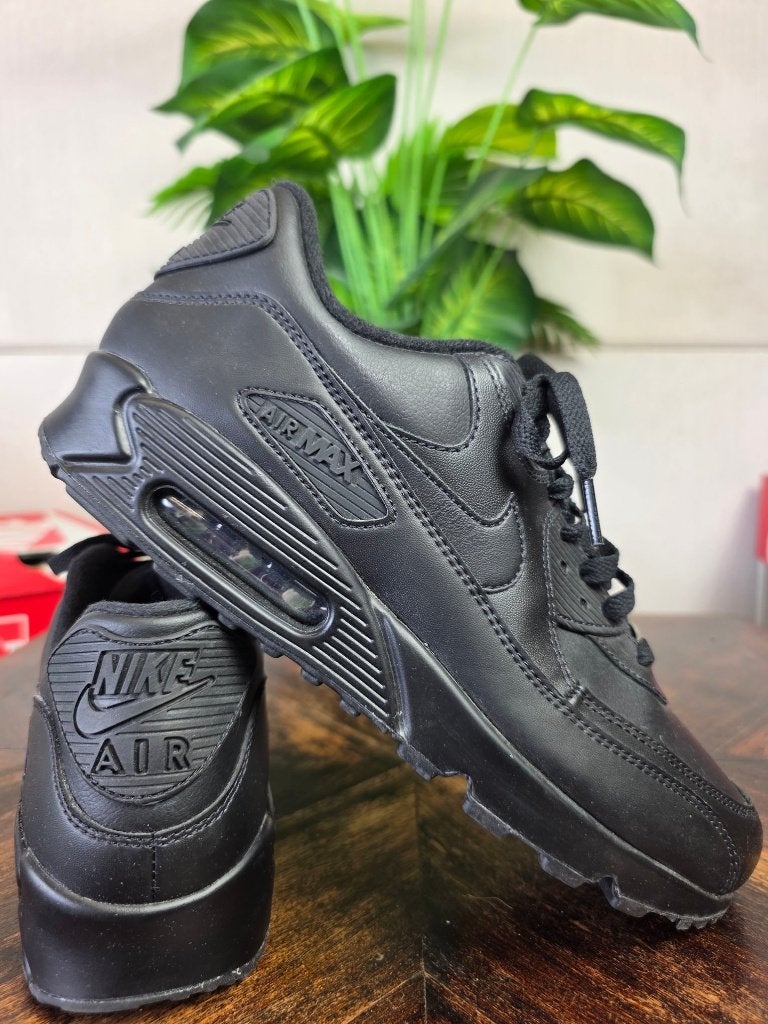 Nike Air Max 90 Triple Leather Black maat 43, Zwart, Nike, Nieuw, Ophalen of Verzenden