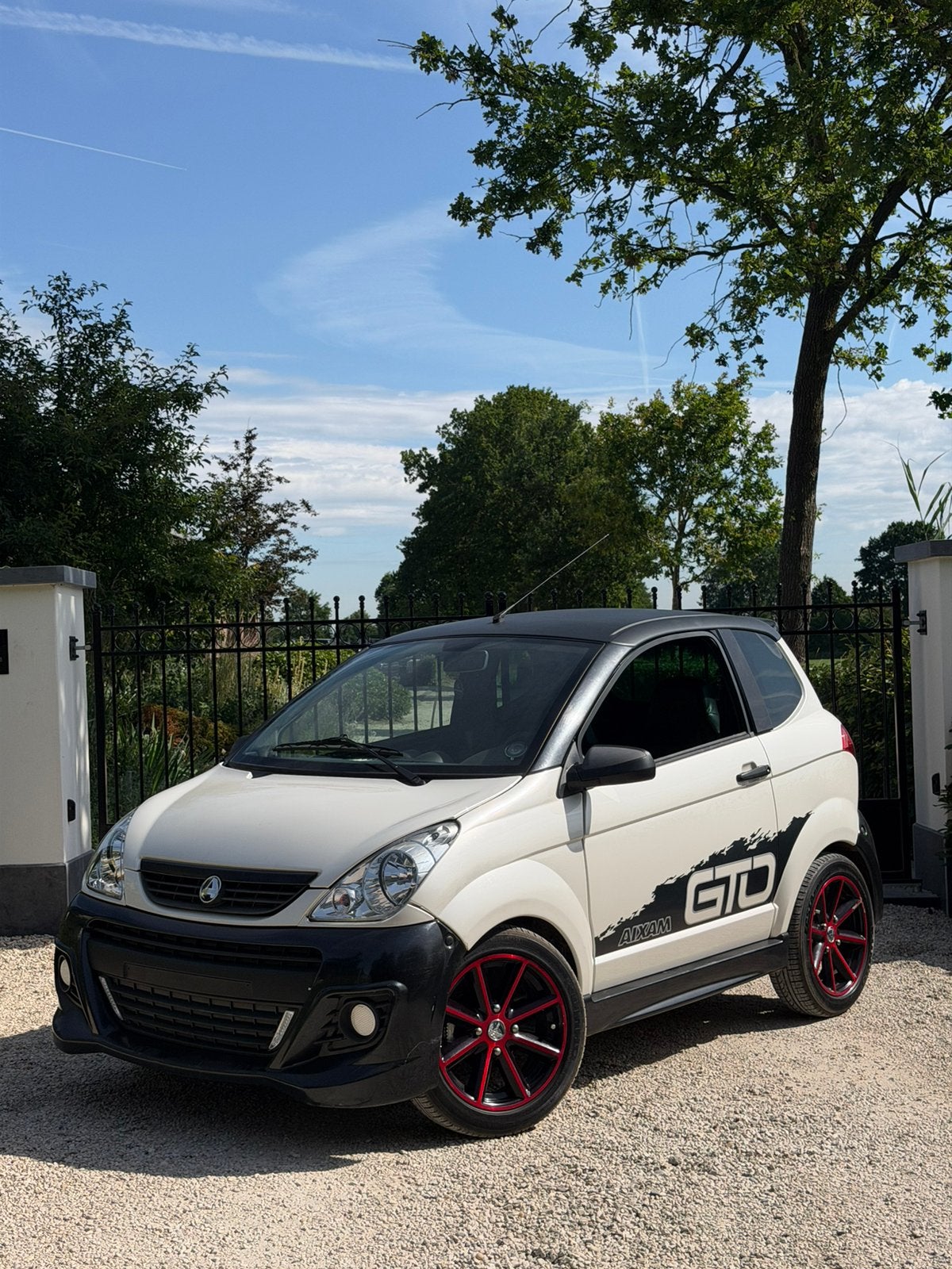 Aixam City-GTO NIEUWSTAAT 45KM Sterrenhemel Brommobiel