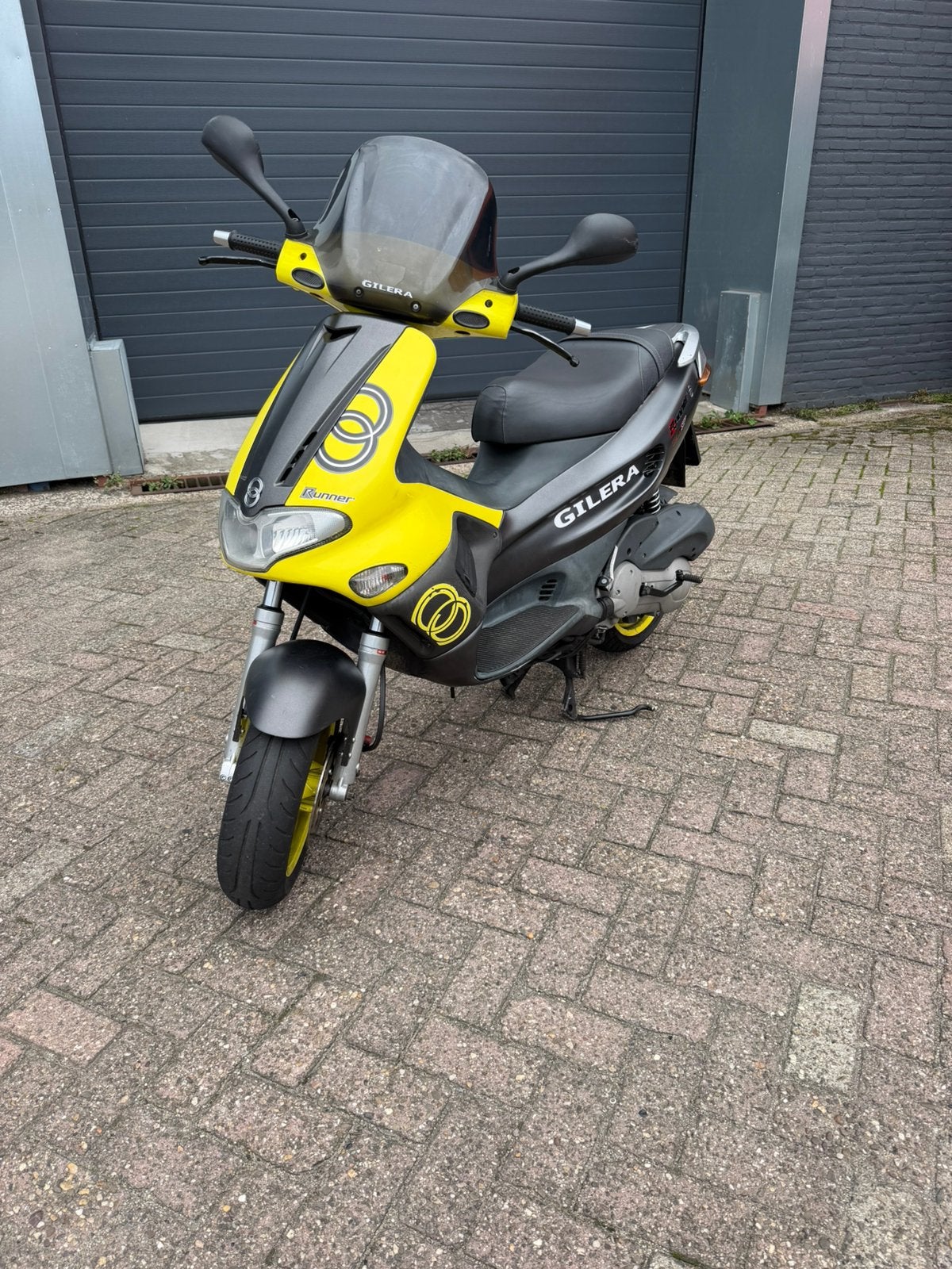 Gilera runner 180 dd sp pro nl, Ophalen, Z, Blok, Zo goed als nieuw