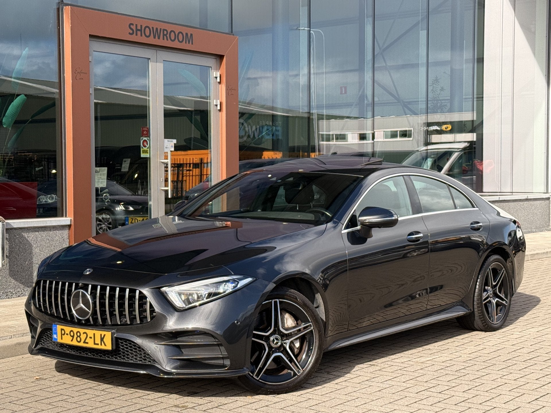 Mercedes-Benz CLS 450 4MATIC Premium Plus | Luchtvering | Bu, Automaat, Gebruikt, 368 pk, Verwarmde buitenspiegels