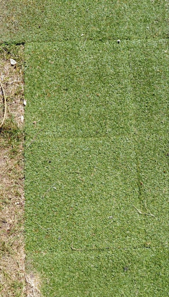 16 rubberen grastegels 50x50 cm voor speelplaats/tuin, Tuin en Terras, Ophalen, Gebruikt, Minder dan 10 m²