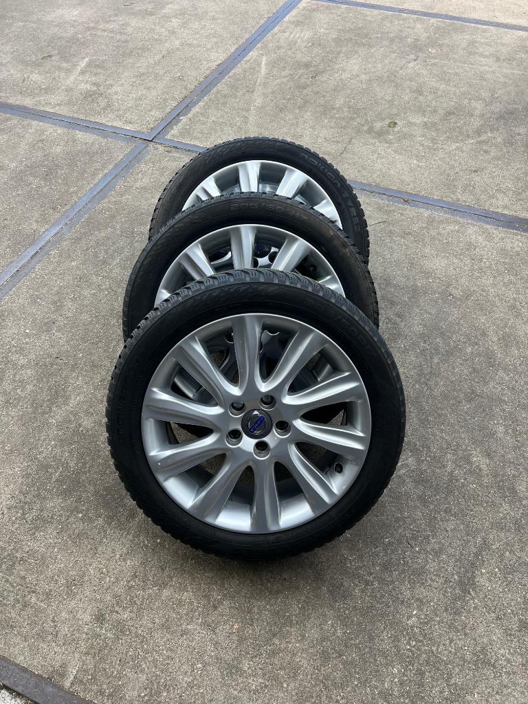 Volvo MANNAN velgen 17" S40 V50 V40 C30 C70, Auto-onderdelen, Ophalen, Gebruikt, Banden en Velgen, 17 inch