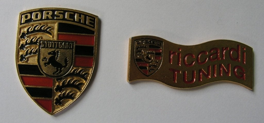 Porsche en Riccardi tuning (Italië) embleem, Ophalen of Verzenden