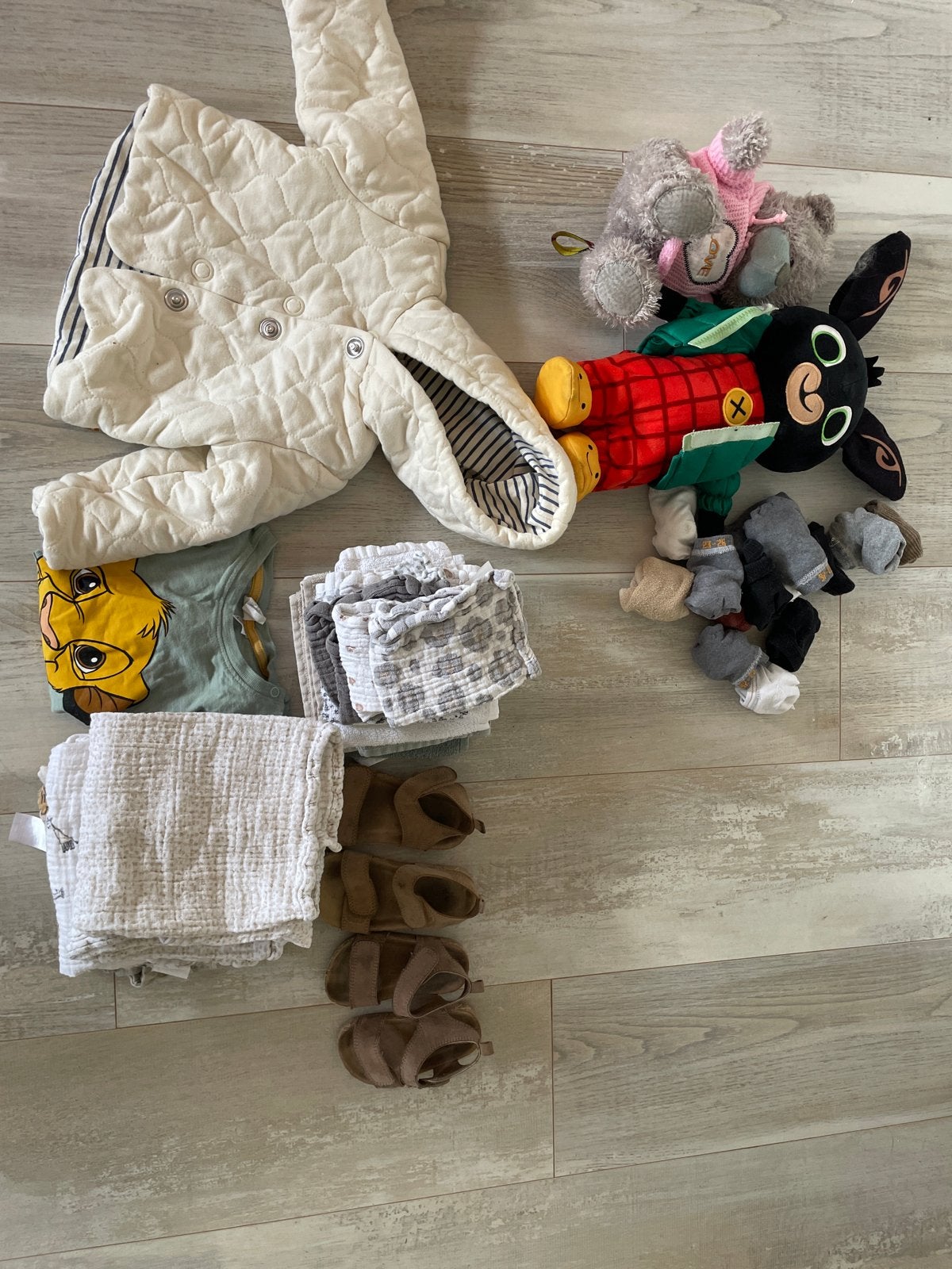 Gratis- Babykleding, hydrofiele doeken en knuffels, Ophalen, Gebruikt, Jongetje of Meisje