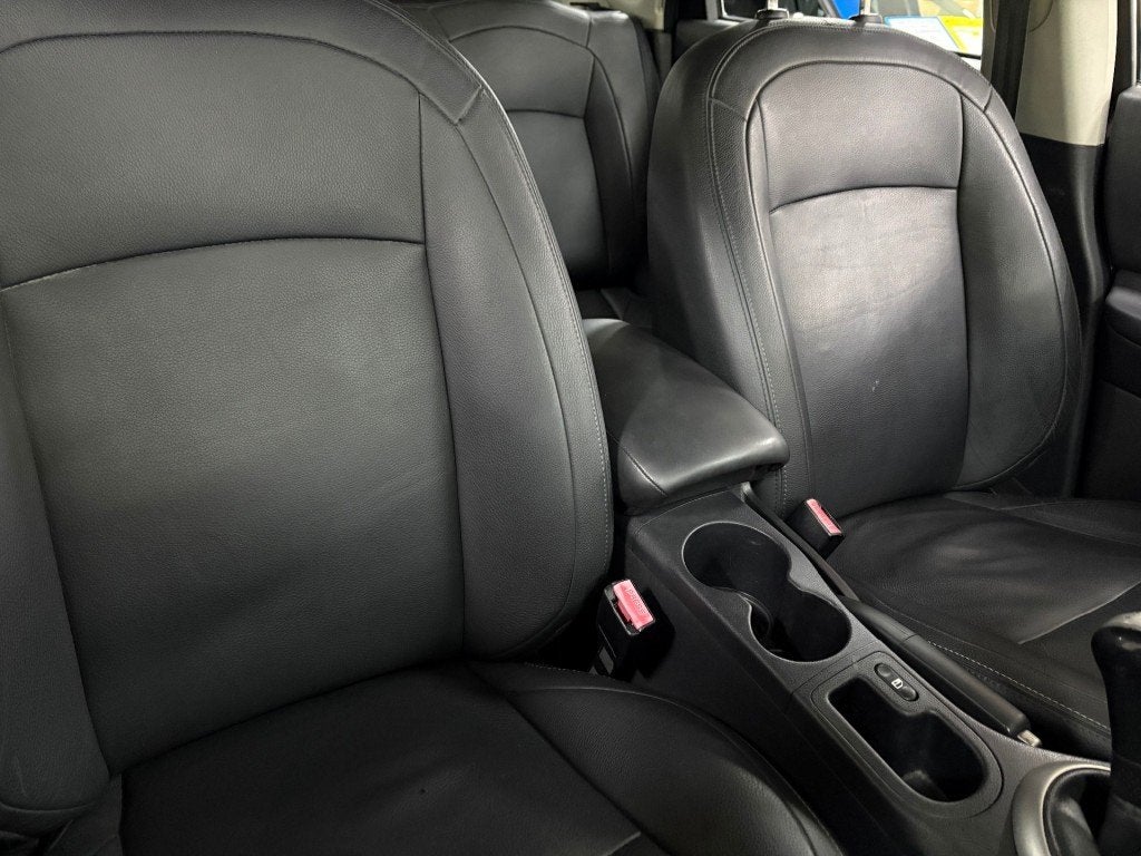Nissan QASHQAI 1.6 Airco ECC Leder Trekhaak PDC Verw Stoel, Voorwielaandrijving, 15 km/l, Gebruikt, Huisgarantie