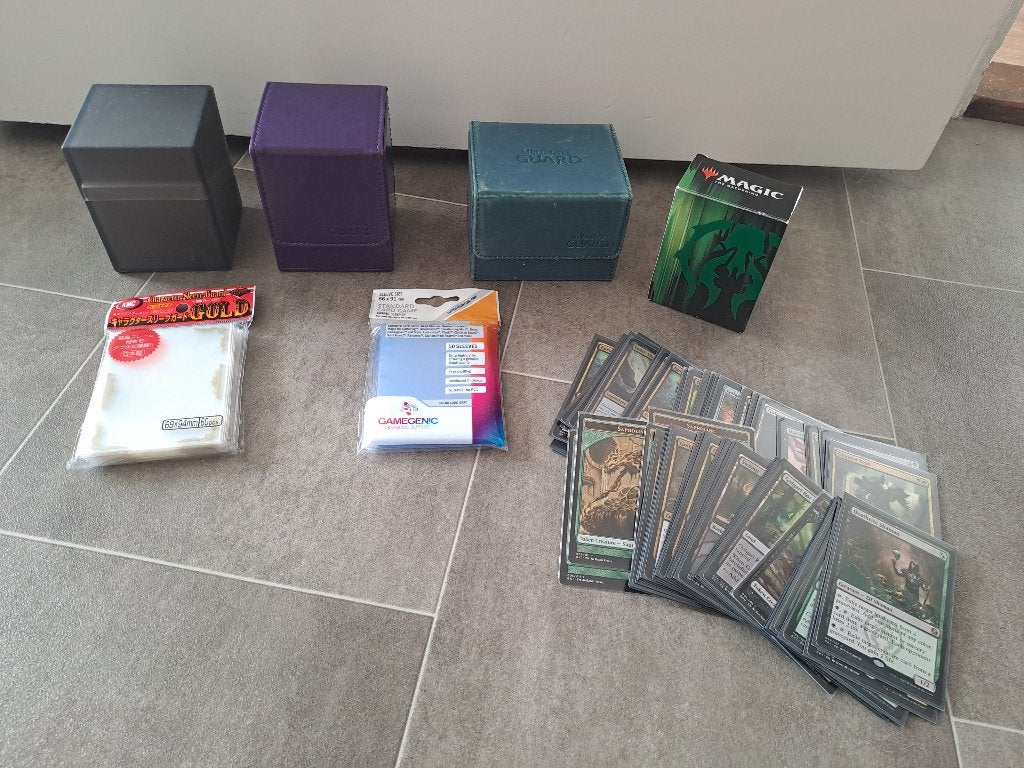 Magic the Gathering kaarten, kaartenboxes en mapjes, Ophalen of Verzenden, Gebruikt, Meerdere kaarten