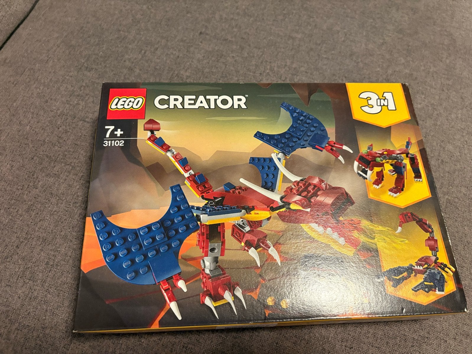 Nieuwe LEGO Creator 31102 Vuur Draak 3-in-1 set, Ophalen of Verzenden, Nieuw, Overige merken