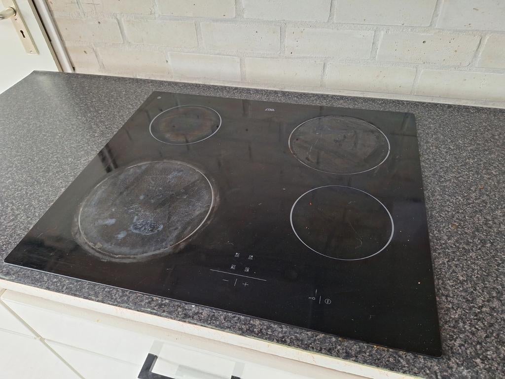 Etna keramische kookplaat - 4 zones, Witgoed en Apparatuur, Gebruikt, Keramisch, Inbouw, 4 kookzones