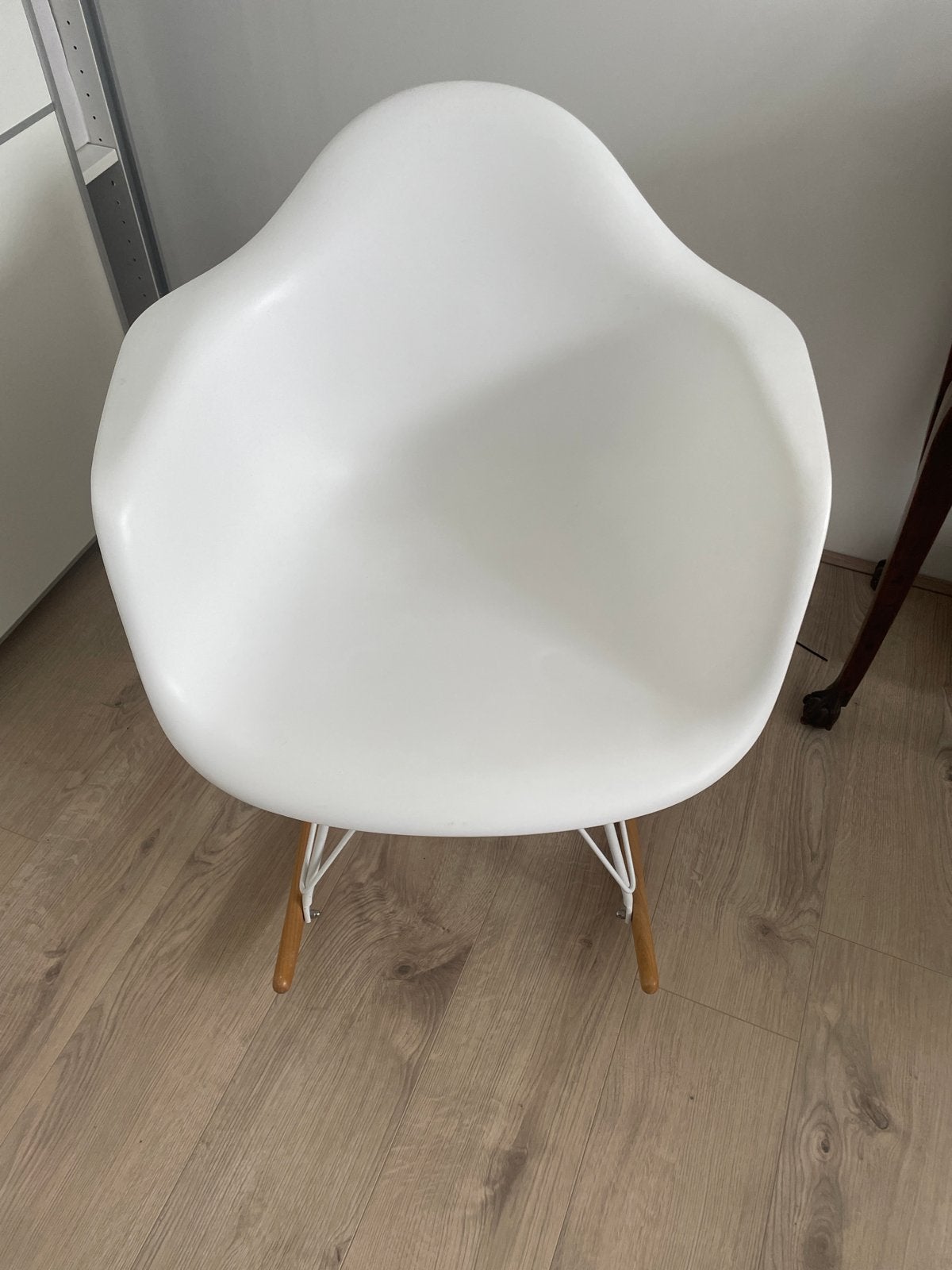 Replica Eames Schommelstoel - Wit, Huis en Inrichting, Ophalen, Gebruikt, Wit, Eén