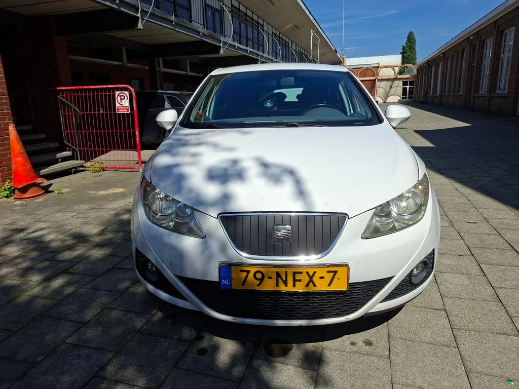 Seat Ibiza 1.2 TDI 55KW Ecomotive 2010 Wit, Auto's, Seat, Voorwielaandrijving, Euro 5, 74 pk, 1199 cc