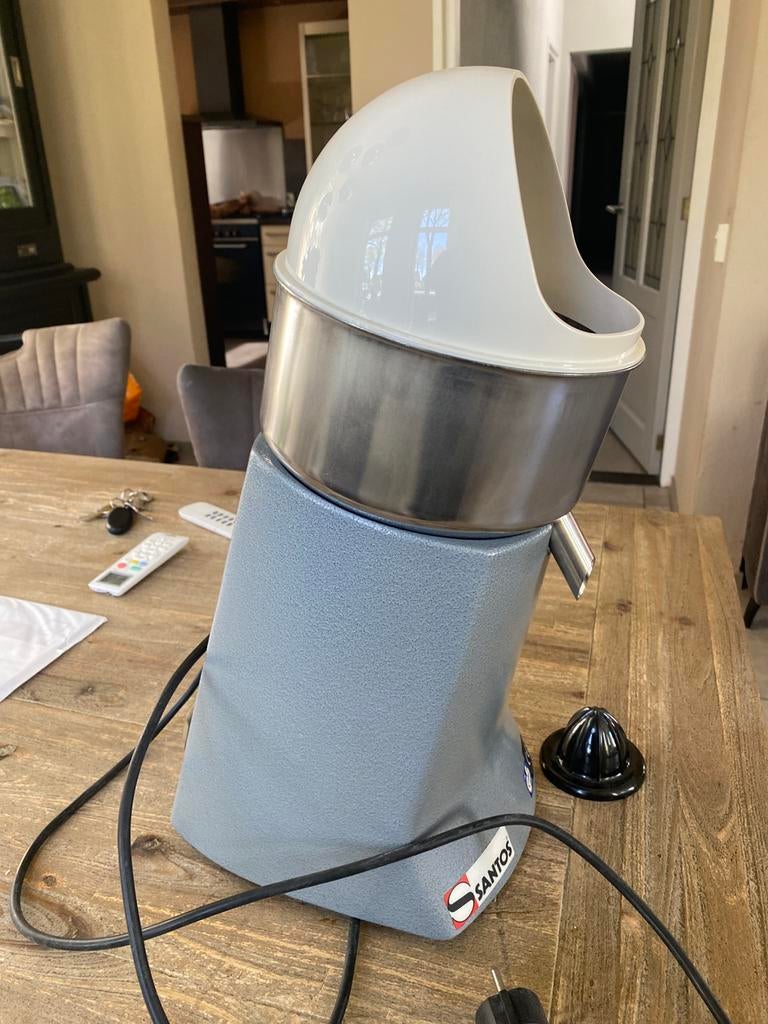 Professional Santos nr 46 citruspers, Witgoed en Apparatuur, Juicers, Ophalen of Verzenden, Zo goed als nieuw, Citruspers