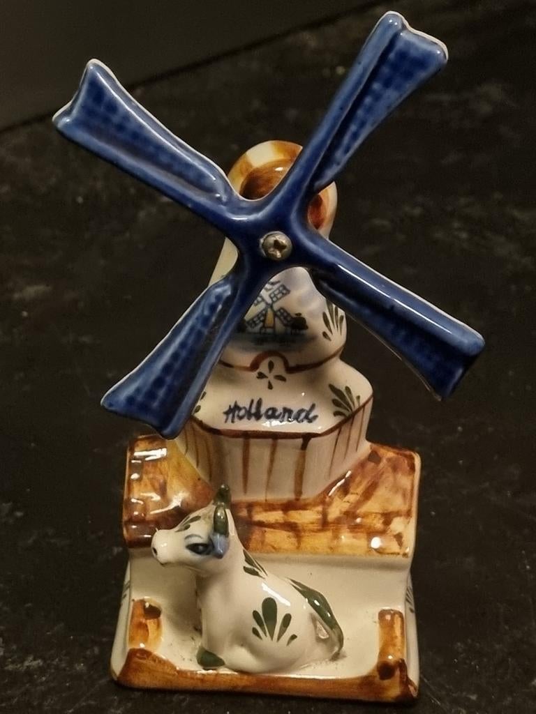 Delfts Blauw Windmolen beeldje met Koe - Holland souvenir, Ophalen of Verzenden, Zo goed als nieuw, Overige typen