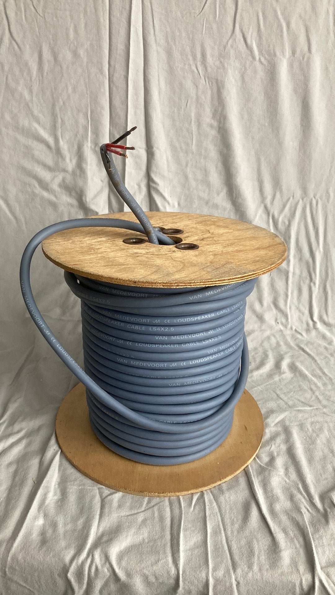 Nieuw Van medevoort luidspreker kabel 4 maal 2.5mm, -, Verzenden, -, Nieuw