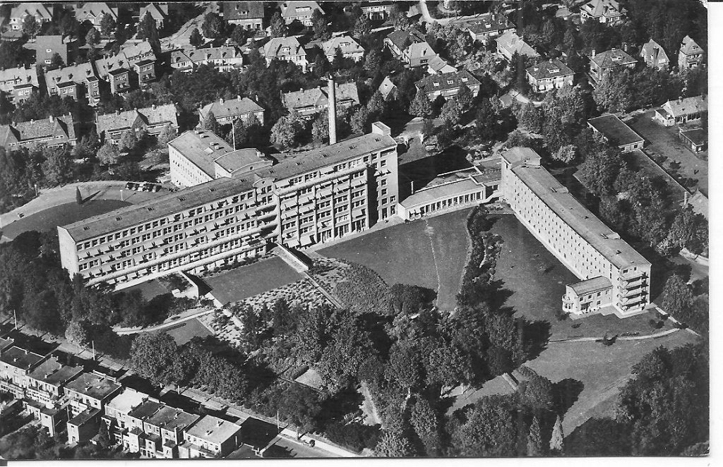 Diaconessenhuis Arnhem - Luchtfoto - Gelopen, Ophalen of Verzenden, 1960 tot 1980, Gelopen, Gelderland