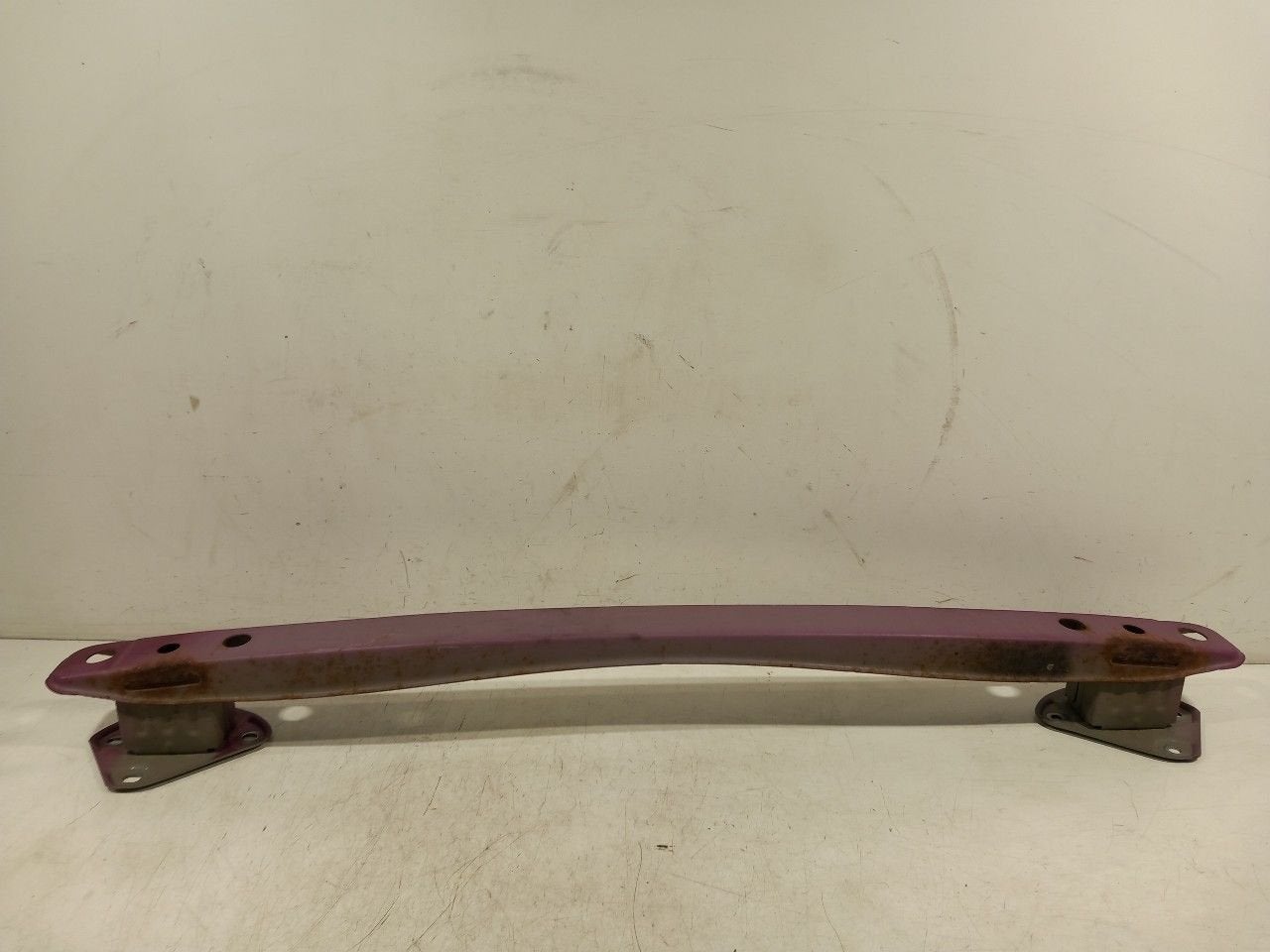 Bumperbalk achter Toyota Aygo, Onderdelen@venauto.nl, Van der Ven Autorecycling B.V., Gebruikt, Ettenseweg 76, 4706 PB Roosendaal, The Netherlands