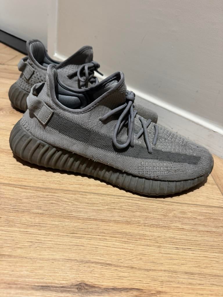 Yeezys heren maat 45, Overige kleuren, Ophalen of Verzenden, Sneakers of Gympen, Gedragen