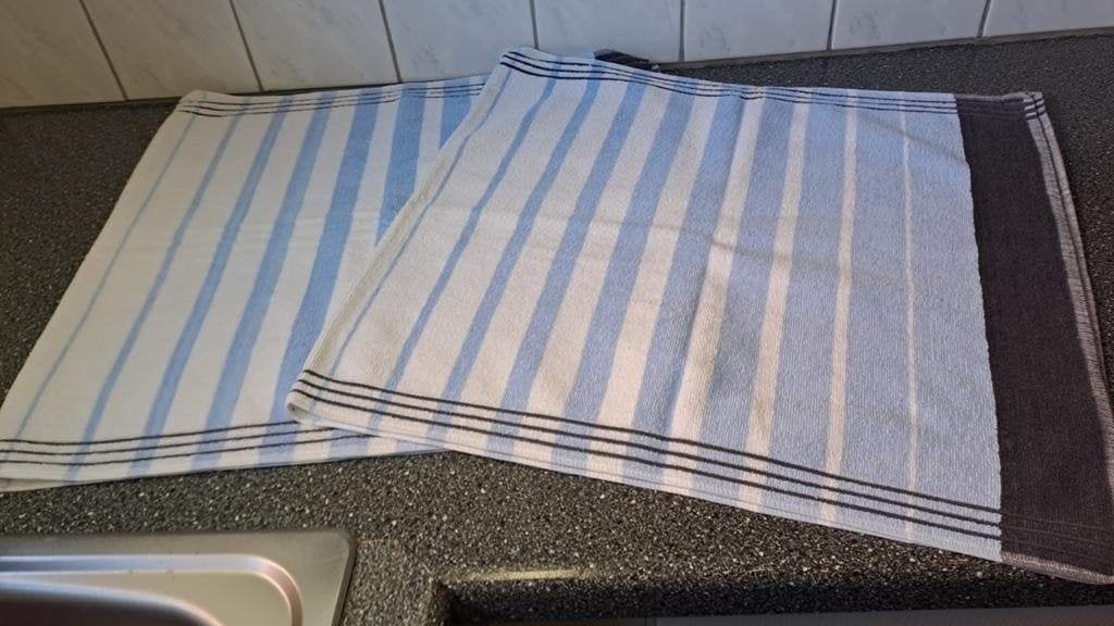 Set van twee vintage handdoeken, Huis en Inrichting, Blauw, Handdoek, Onbekend, Ophalen of Verzenden