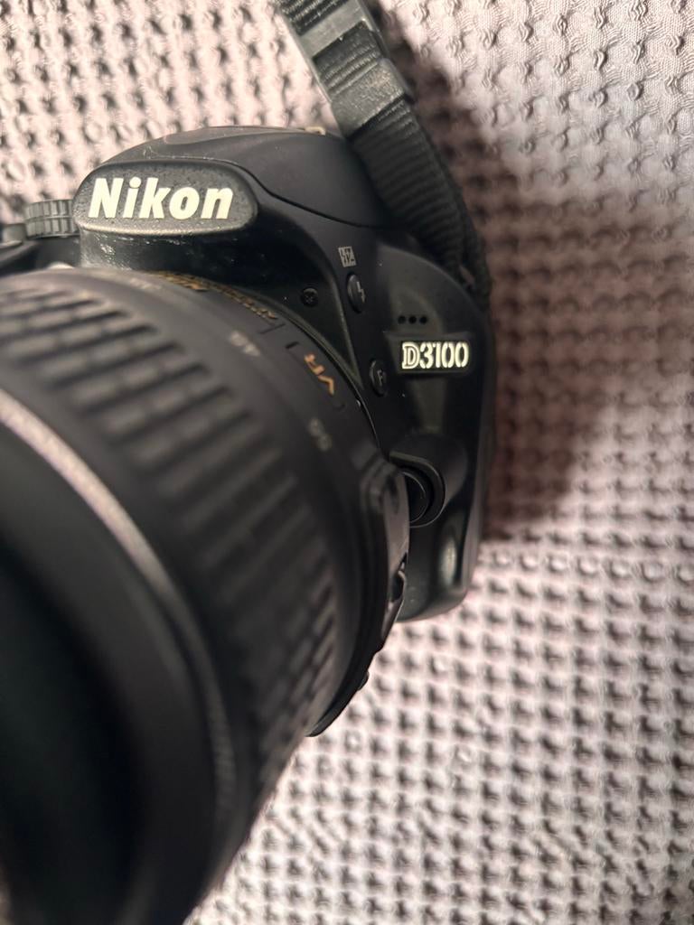 Nikon D3100 Spiegelreflexcamera met 2 lenzen, Ophalen, Gebruikt, Spiegelreflex, Nikon