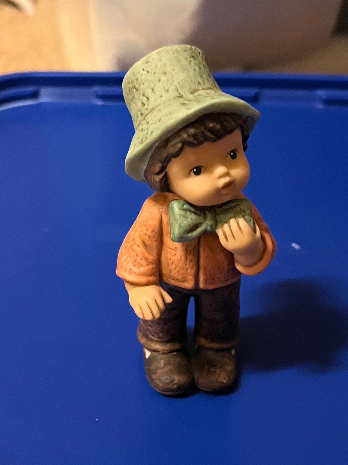 Goebel Nina & Marco porselein (bucket hat), Ophalen of Verzenden, Nieuw, Hummel